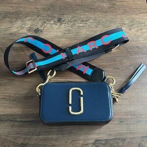 Authentic Marc Jacobs Snapshot bag